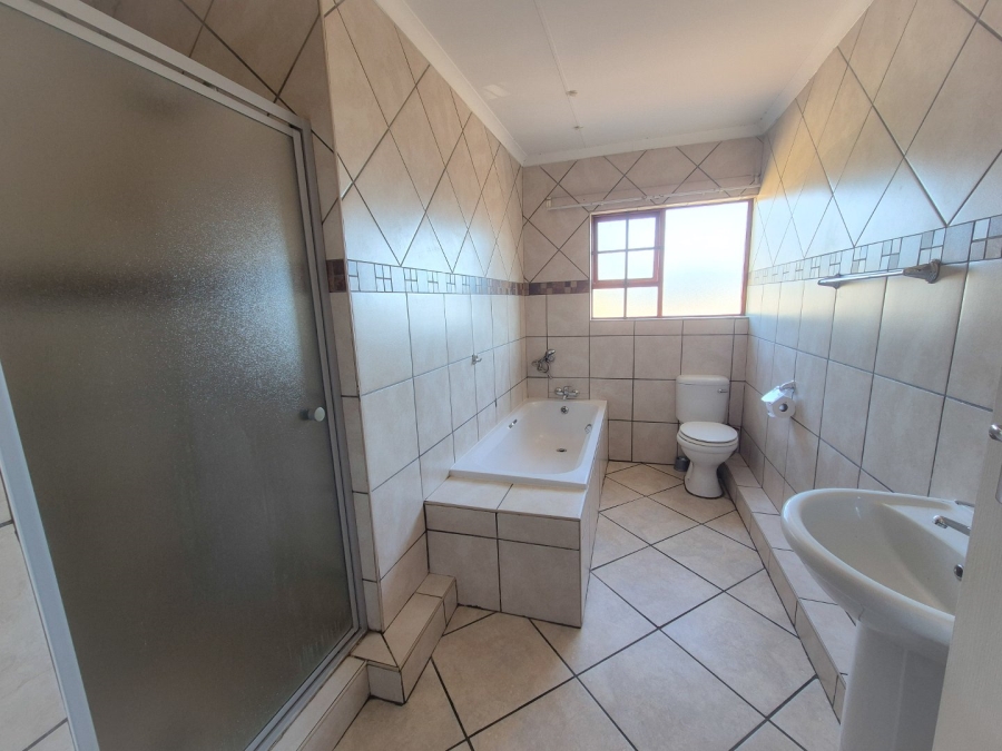 3 Bedroom Property for Sale in Vaalpark Free State